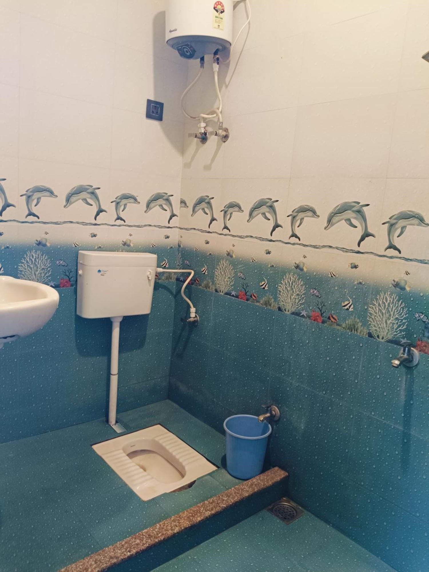 Jai Hanuman Guest House Palsana  외부 사진