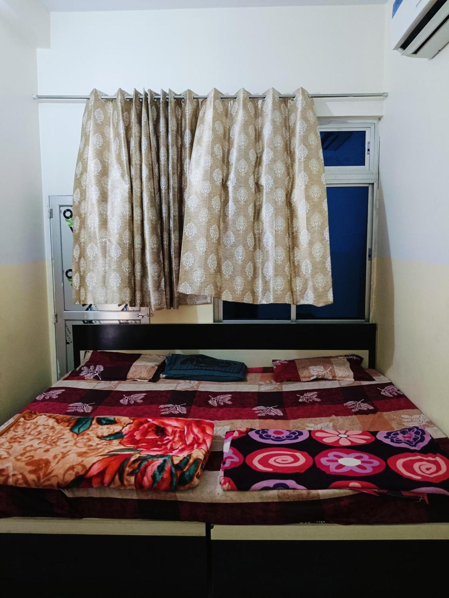 Jai Hanuman Guest House Palsana  외부 사진